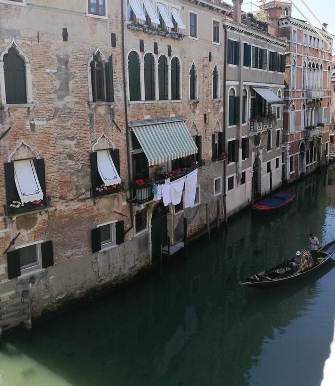 Hotel Mignon Venesia Bagian luar foto