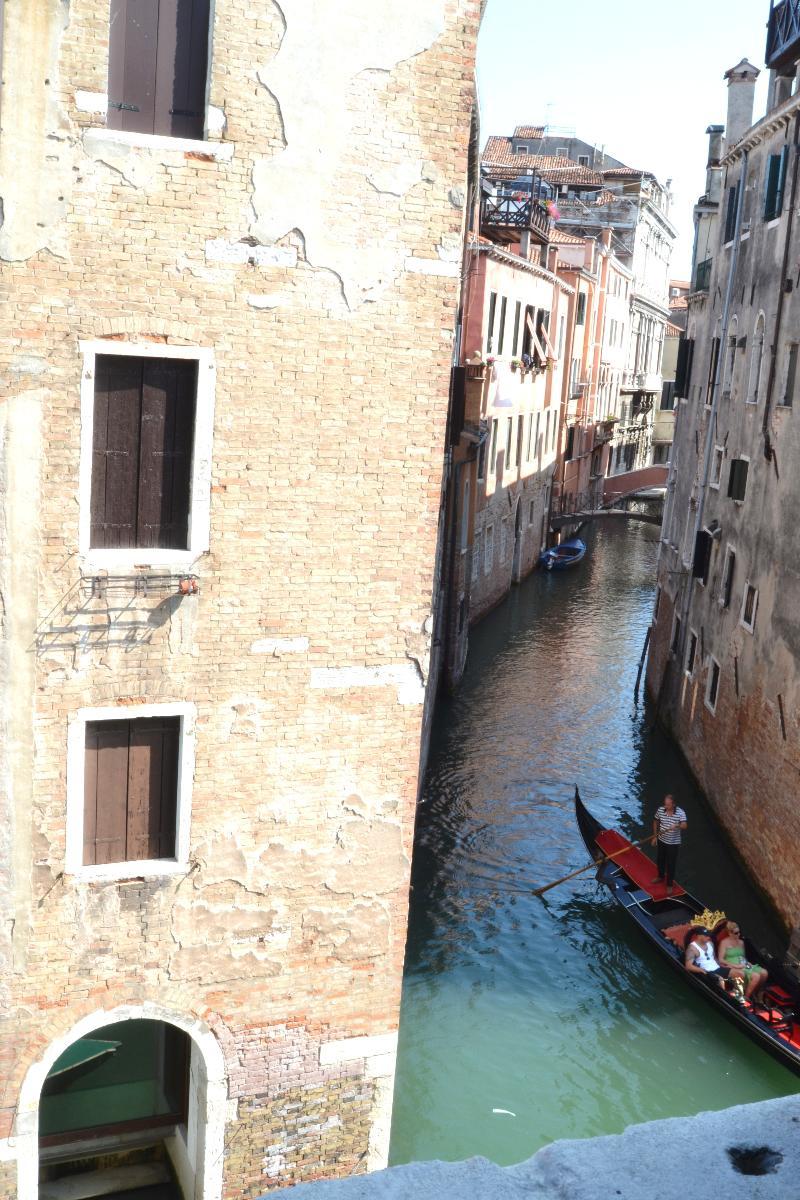 Hotel Mignon Venesia Bagian luar foto