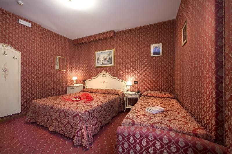 Hotel Mignon Venesia Bagian luar foto